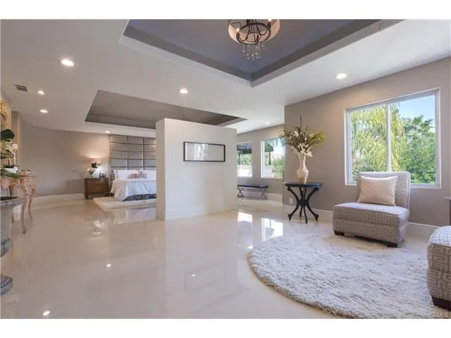 1485 N Pinebrook Avenue, Upland, California 91786