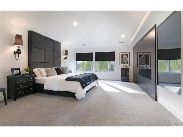 1485 N Pinebrook Avenue, Upland, California 91786