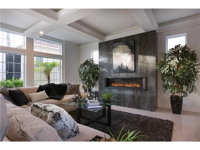 1485 N Pinebrook Avenue, Upland, California 91786