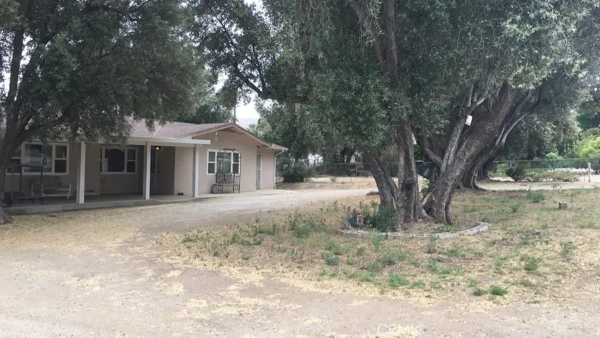 Wrap around driveway.