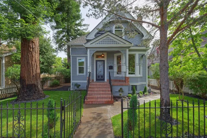 135 Johnson Avenue, Los Gatos, California 95030