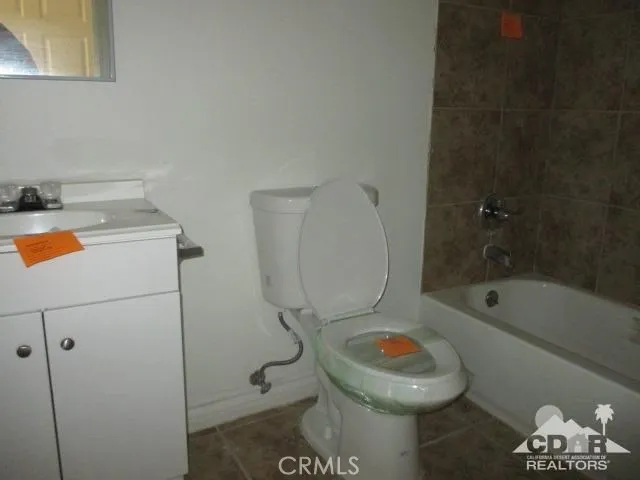 3494 21 Street 123&4, Highland, California 92346