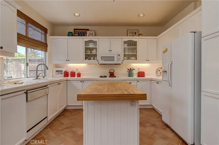 The True Country Kitchen is  complete with Butcher Block Center Island.
