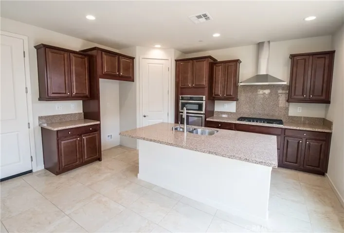 3811 Snapdragon Way, Yorba Linda, California 92886