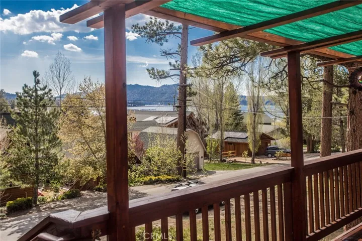 247 S Eagle Drive, Big Bear, California 92315