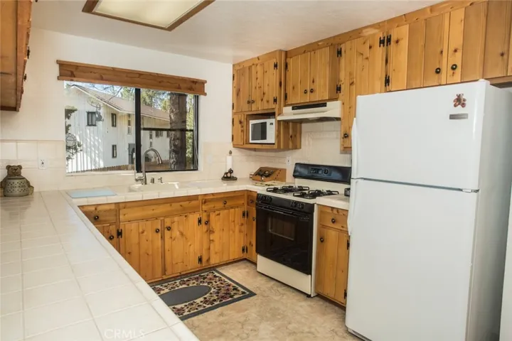 247 S Eagle Drive, Big Bear, California 92315