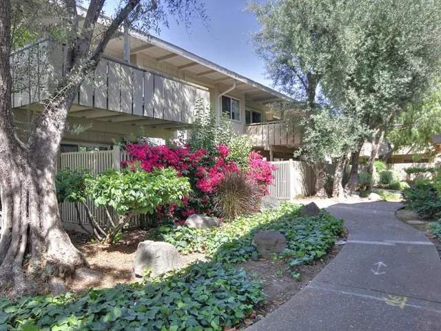255 S Rengstorff 158, Mountain View, California 94040