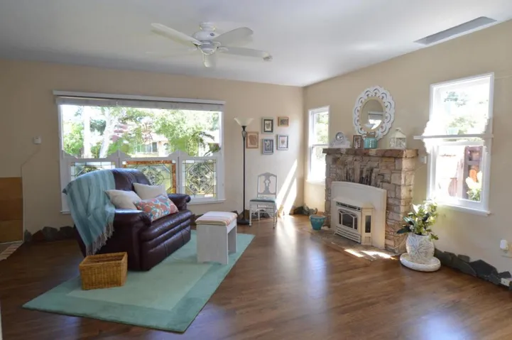 810 Congress Avenue, Pacific Grove, California 93950