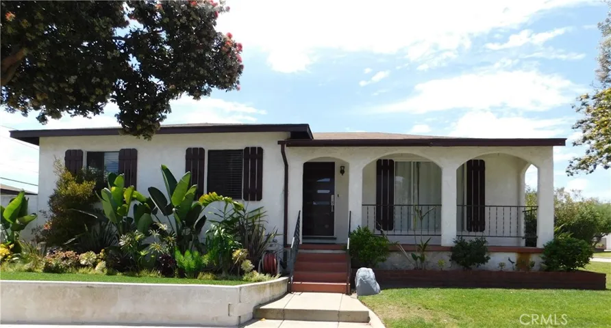 2736 Spreckels Lane, Redondo Beach, California 90278