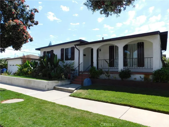 2736 Spreckels Lane, Redondo Beach, California 90278