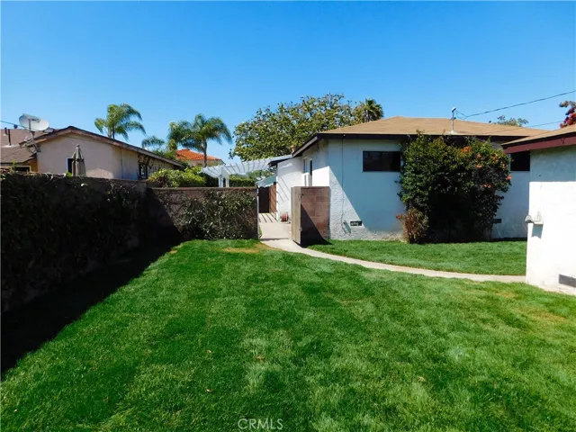 2736 Spreckels Lane, Redondo Beach, California 90278