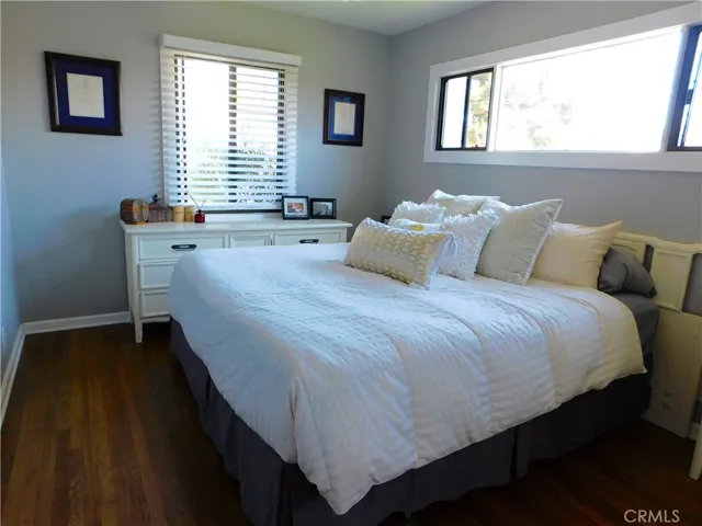 2736 Spreckels Lane, Redondo Beach, California 90278