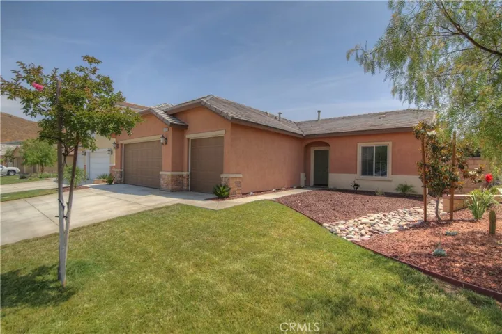 36207 Pursh Drive, Lake Elsinore, California 92532