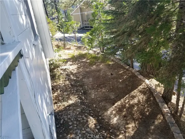 32830 Lone Pine Drive, Arrowbear, California 92382