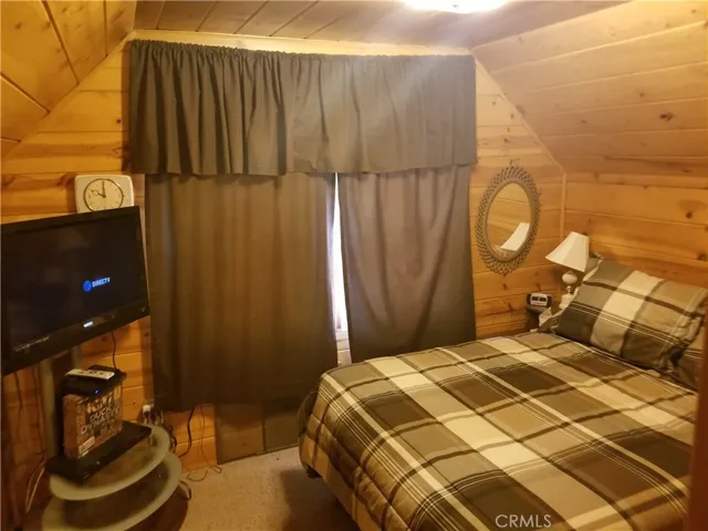 32830 Lone Pine Drive, Arrowbear, California 92382