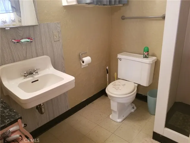32830 Lone Pine Drive, Arrowbear, California 92382