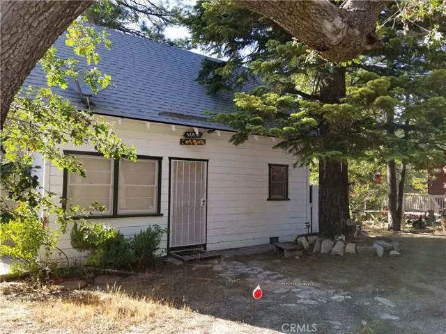 32830 Lone Pine Drive, Arrowbear, California 92382