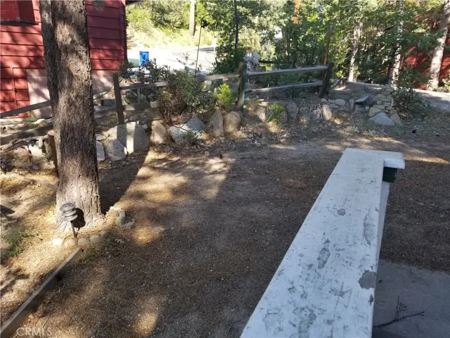 32830 Lone Pine Drive, Arrowbear, California 92382