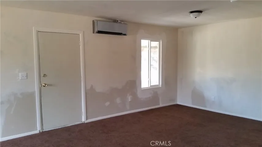 10962 Lincroft Road, Oak Hills, California 92344