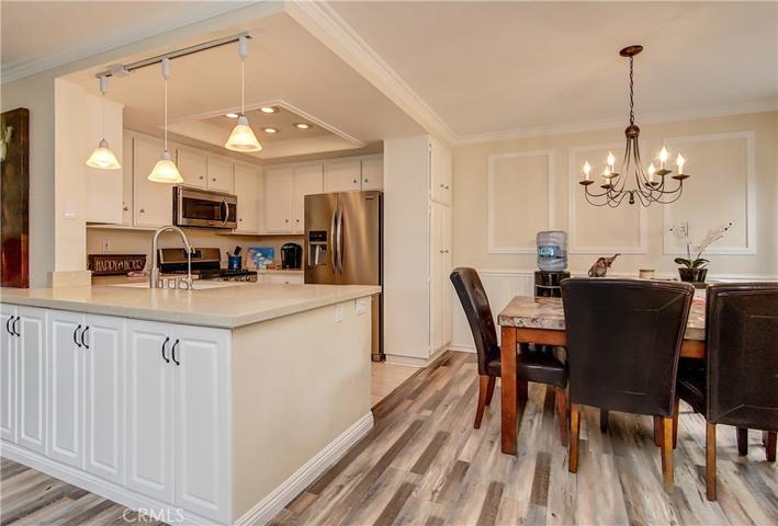 OPEN CONCEPT FLOOR PLAN makes for easy day to day living and effortless entertaining.