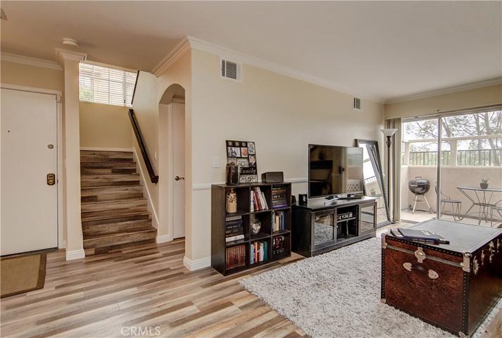 LIGHT FILLED GREAT ROOM sets the stage for gracious living!