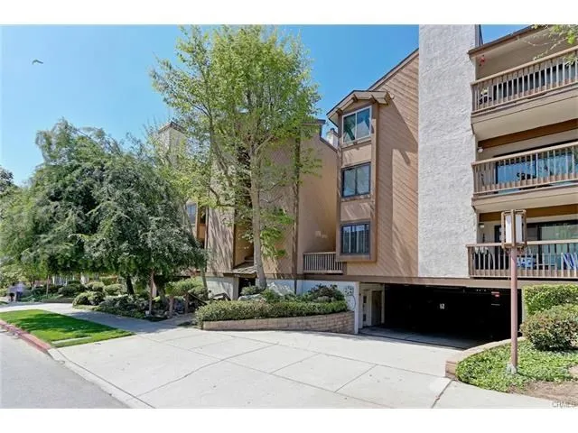 935 Main Street 304, El Segundo, California 90245