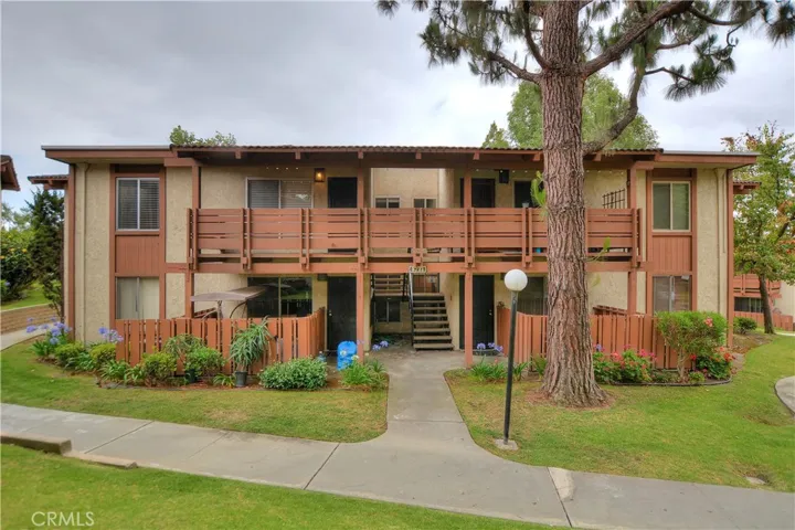 3721 Country Club Drive 4, Long Beach, California 90807