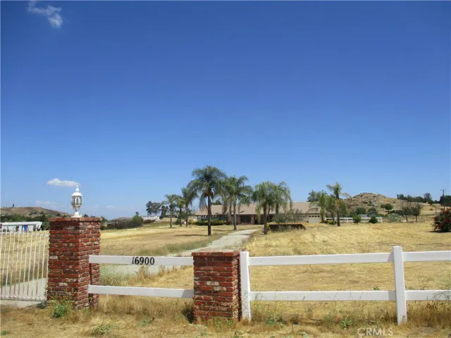 16900 Hidden Valley Road, Perris, California 92570