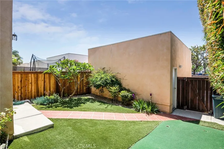 2556 W 235th Street, Torrance, California 90505