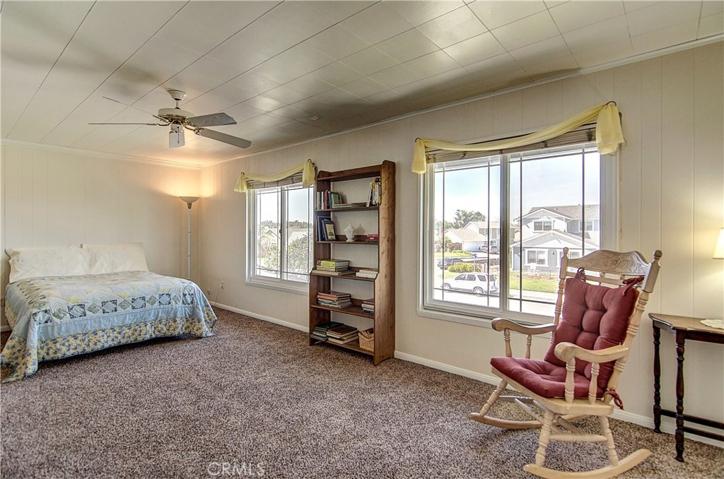 Options abound in this huge space: playroom, Media room, split into two rooms....
