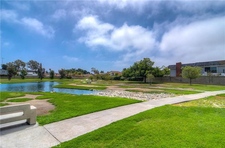 6852 Glen Drive, Huntington Beach, California 92647