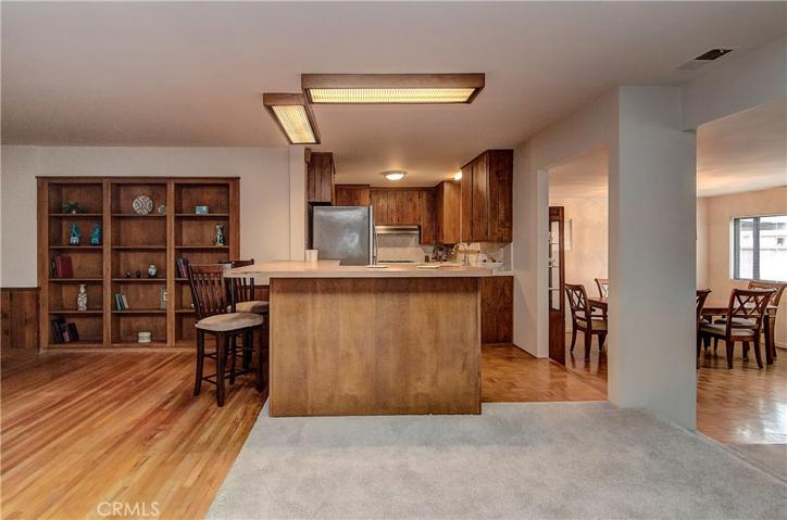 Kitchen and Formal Dining adjoin one another, very convenient.