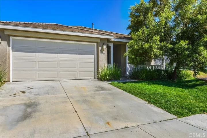 32660 Racquet Club Way, Lake Elsinore, California 92530