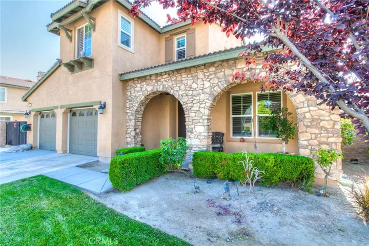 6755 Fleuve Circle, Eastvale, California 92880