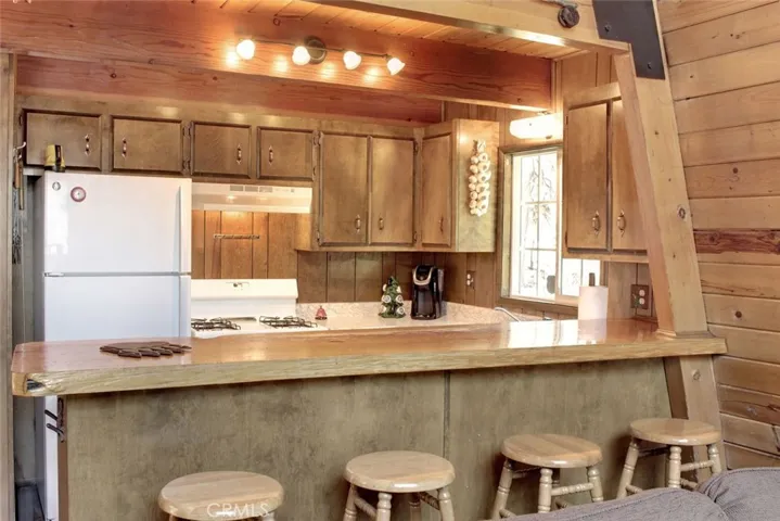 39922 Forest Drive, Big Bear, California 92315