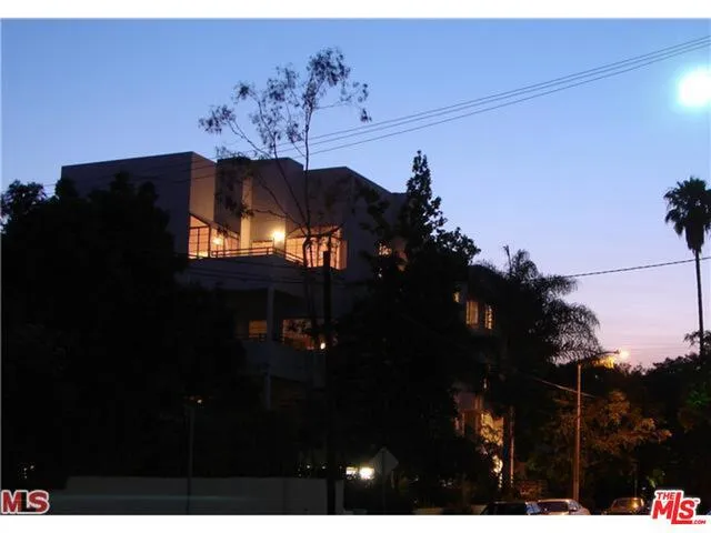 1025 S Westgate Avenue 202, Los Angeles, California 90049