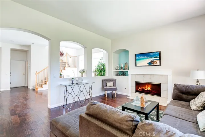 2030 Cascade Drive, Corona, California 92879