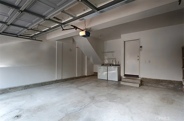 1039 S Saint Tropez Avenue, Anaheim Hills, California 92808