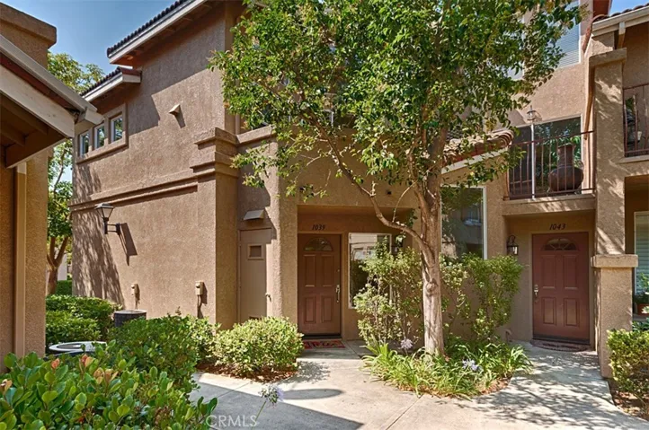 1039 S Saint Tropez Avenue, Anaheim Hills, California 92808