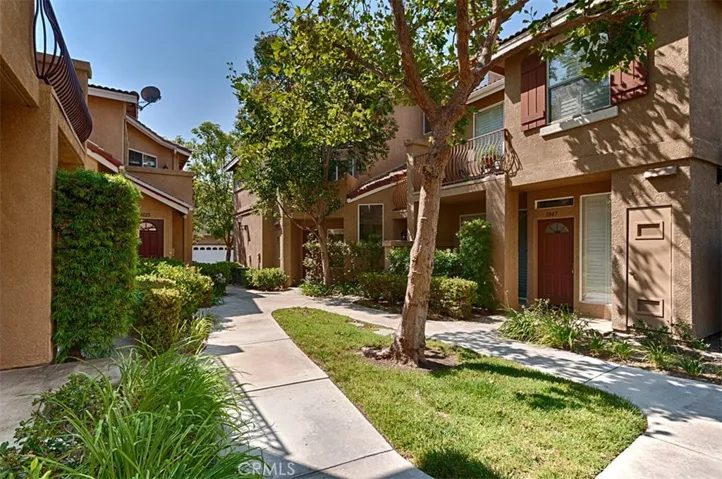1039 S Saint Tropez Avenue, Anaheim Hills, California 92808