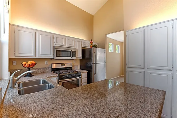 1039 S Saint Tropez Avenue, Anaheim Hills, California 92808