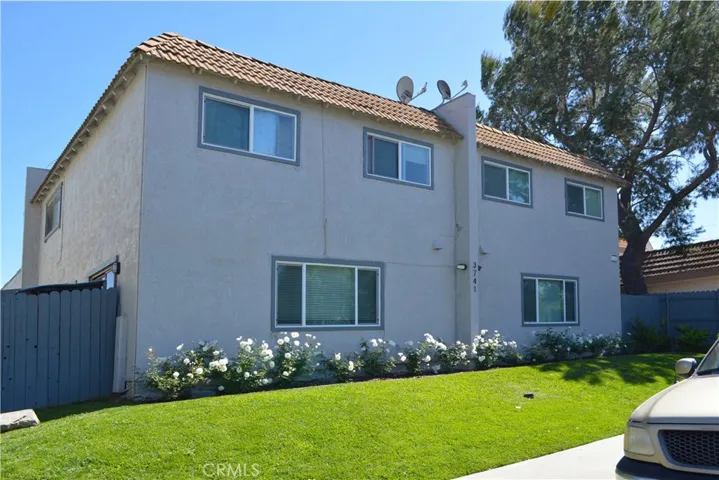 3741 Harvill Lane, Riverside, California 92503