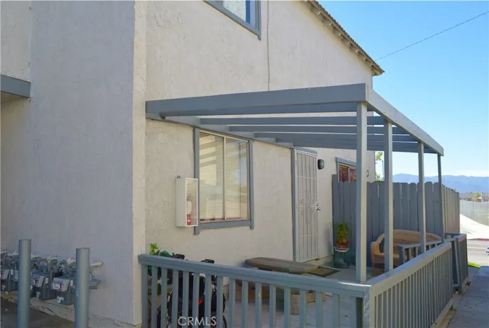 3741 Harvill Lane, Riverside, California 92503
