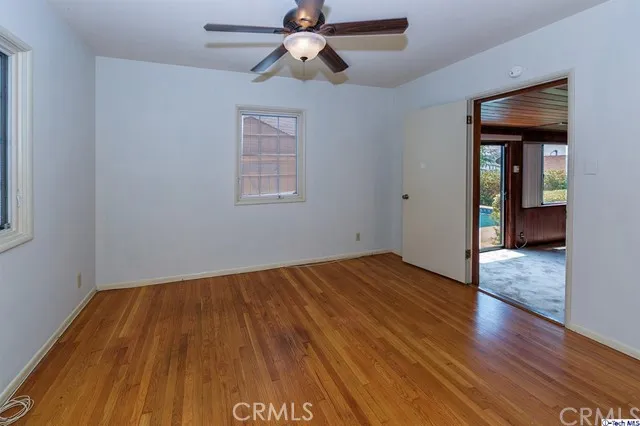 948 Birmingham Road, Burbank, California 91504