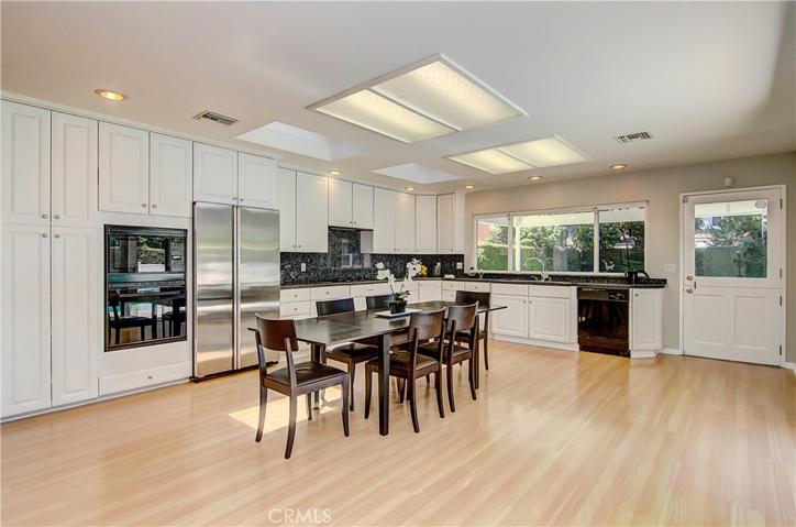 Plenty of room to install a breakfast counter/island if desired.
