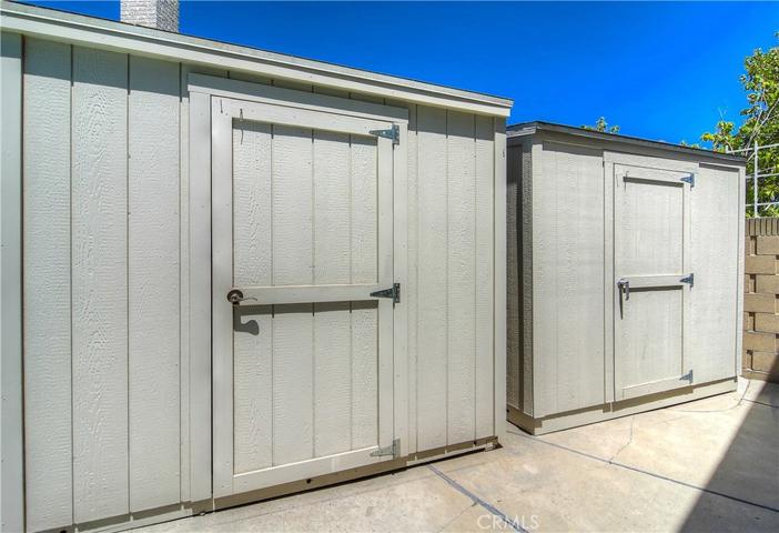 Extra storage inside these sheds!