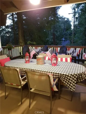 327 Sunset Drive, Lake Arrowhead, California 92352