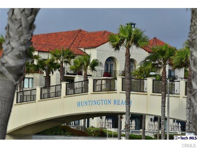 6245 Pacific Pointe Drive Unit 27, Huntington Beach, California 92648