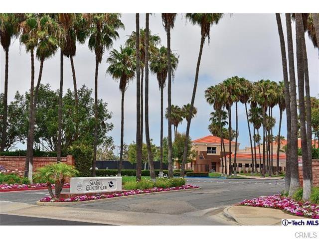 6245 Pacific Pointe Drive Unit 27, Huntington Beach, California 92648