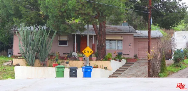 2357 N Indiana Avenue, Los Angeles, California 90032 home-pic-4